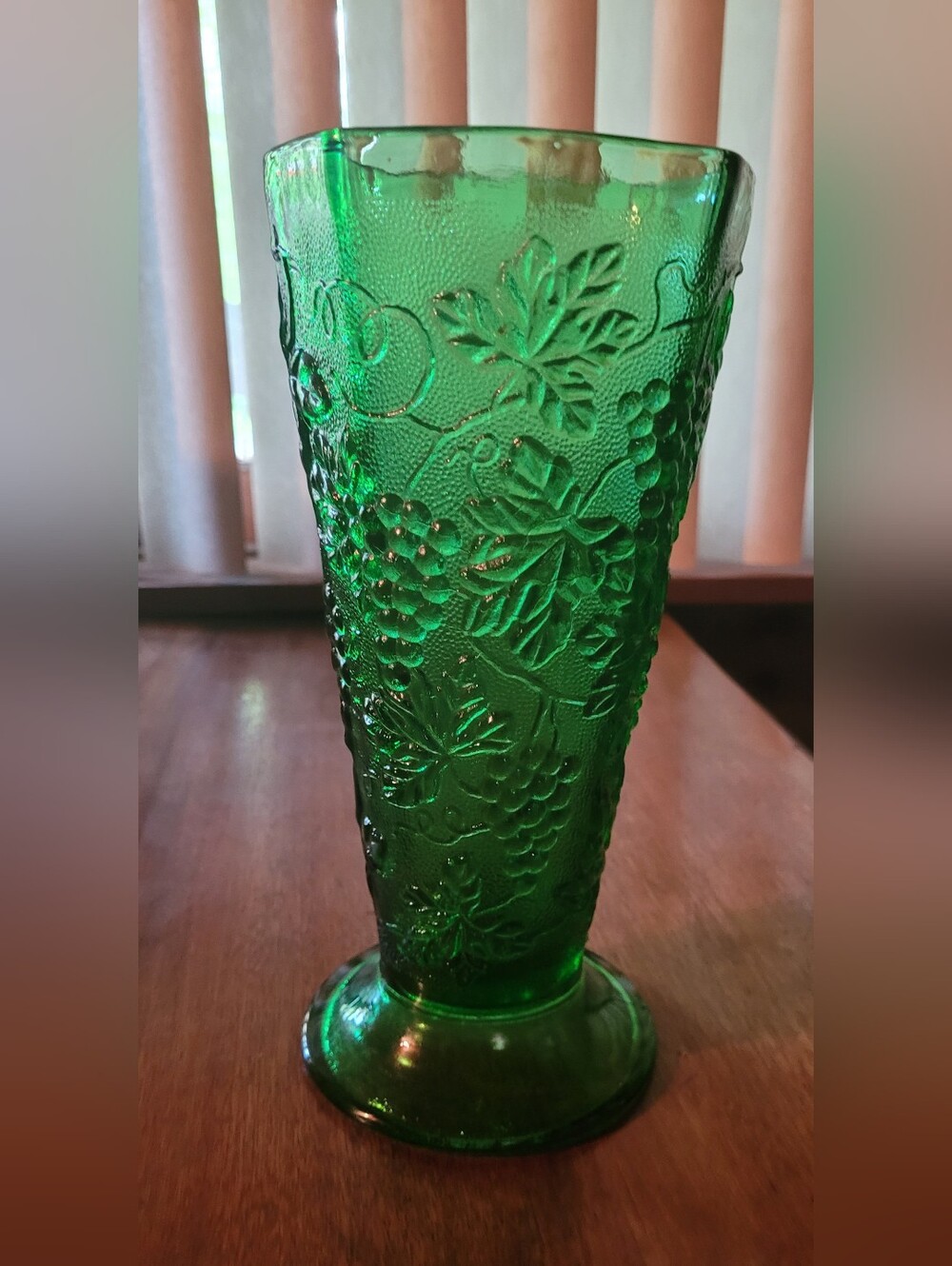 Anchor Hocking Green Embossed Glass Bud Vase - Decorative Home Accent (115)